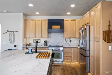 Kitchen - 25614 Ember Rd, Middleton, ID 83644 photo 4 of 6