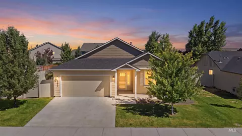 2211 Moon Shadow Dr, Caldwell, ID 83607