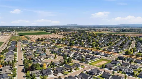 View/Area - 2211 Moon Shadow Dr, Caldwell, ID 83607 photo 2 of 2