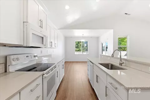 Kitchen - 2211 Moon Shadow Dr, Caldwell, ID 83607 photo 1 of 1