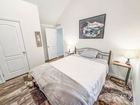 Bedroom - 22 Miners Ct, Cascade, ID 83611 photo 2 of 2