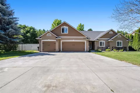 5303 Howard Ln, Nampa, ID 83687