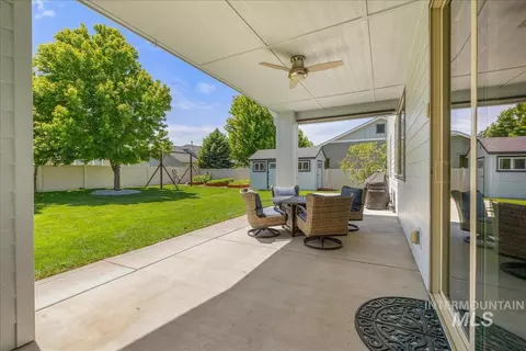 Exterior - 4147 W Cardon St, Eagle, ID 83616 photo 7 of 12