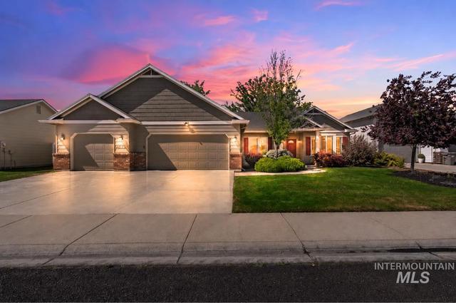 9802 W Blackpool Dr, Star, ID 83669