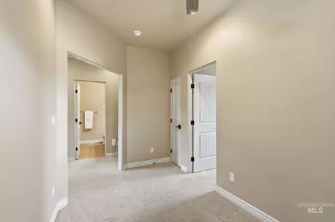Entry Way - 2387 S Chipper Way, Eagle, ID 83616 photo 4 of 5