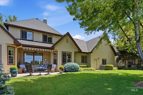 Exterior - 2387 S Chipper Way, Eagle, ID 83616 photo 3 of 6