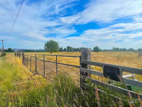 tbd Lot 13 Peruvian Ln, Emmett, ID 83617