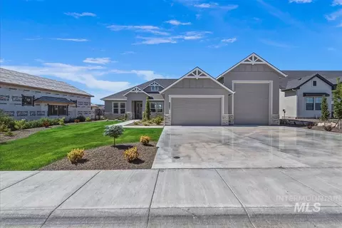 6897 E Chicken Hawk Loop, Nampa, ID 83686