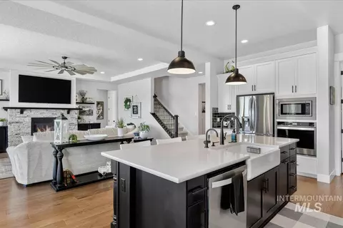Kitchen - 1338 N Sarajevo Ave, Eagle, ID 83616 photo 1 of 3