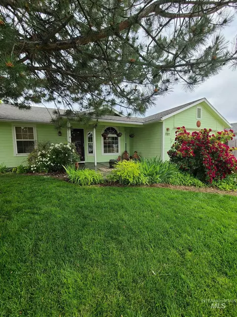 1707 Silver Loop, Nampa, ID 83686