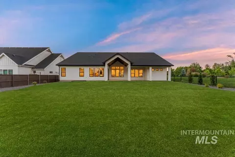 Exterior - 4061 W Strant Dr, Eagle, ID 83616 photo 4 of 4