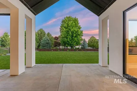 Exterior - 4061 W Strant Dr, Eagle, ID 83616 photo 1 of 4