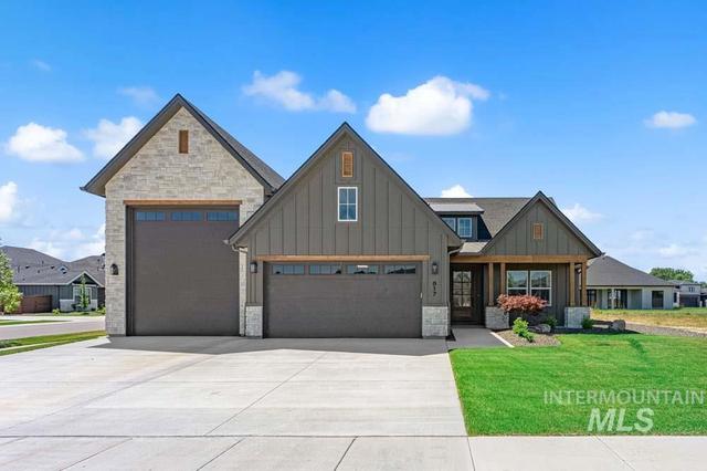 817 N Gracie Ave #1/4, Eagle, ID 83616