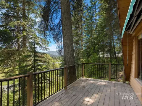 3 Lyons Ln, Smiths Ferry, ID 83611 photo 2