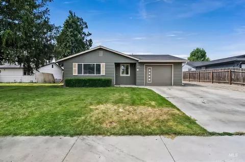 125 Donna Dr, Middleton, ID 83644