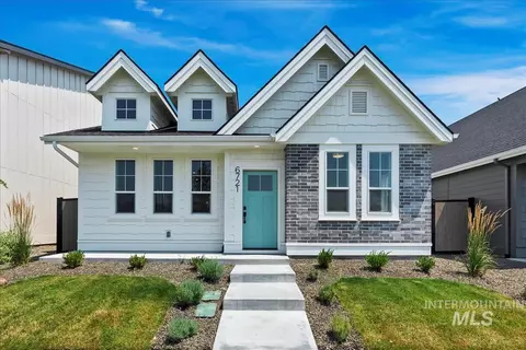 1217 N Meadowglen Ave, Meridian, ID 83642