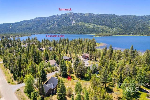 12 Cross Country Ct, Donnelly, ID 83615