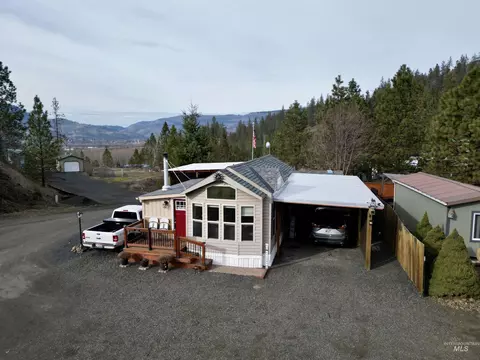 101 Nezperce St, Kamiah, ID 83536