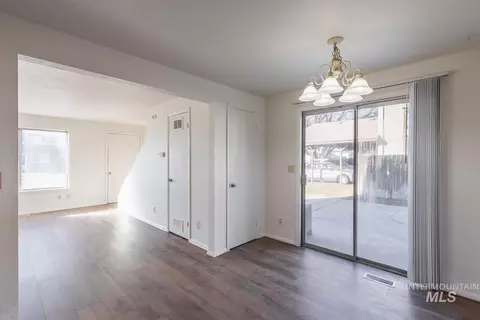 700 W Idaho Ave, Meridian, ID 83642