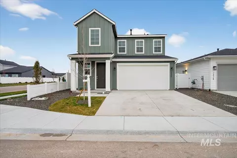 8462 W Millcreek Dr, Star, ID 83669