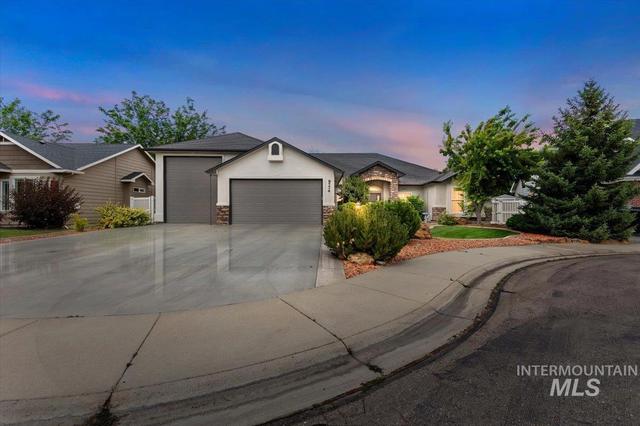 9774 W Blackpool Ct, Star, ID 83669