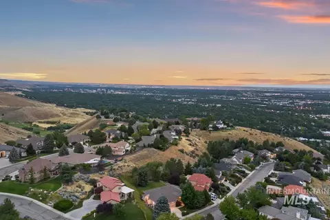 3949 W Quail Rdg, Boise, ID 83703