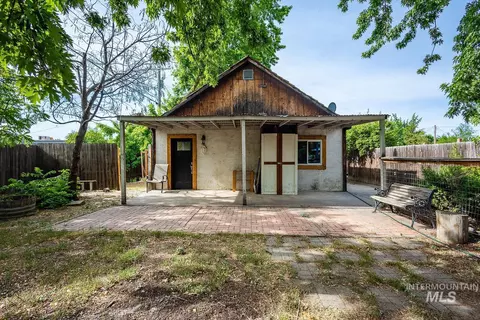 1021 W Chamberlin St, Boise, ID 83706