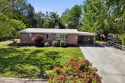 1725 E Sherman Ave, Nampa, ID 83686