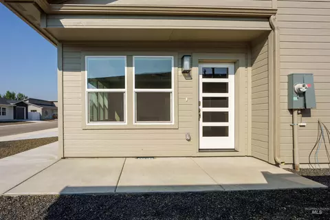 1231 Phillips Cir, Ontario, OR 97914