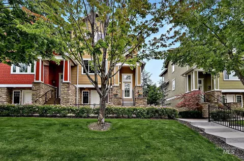 2476 N Bogus Basin Rd, Boise, ID 83702