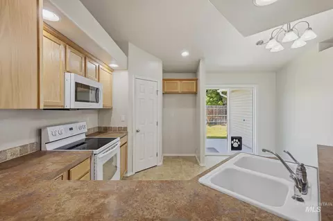 2611 Carnegie, Caldwell, ID 83607 photo 13