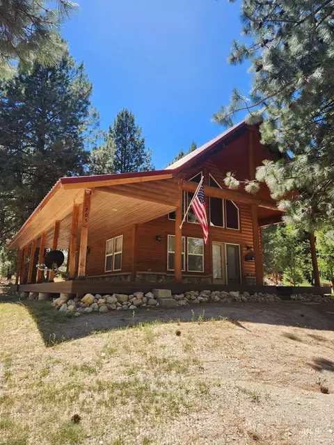 705 E Riverview Cir, Pine, ID 83647 photo 12