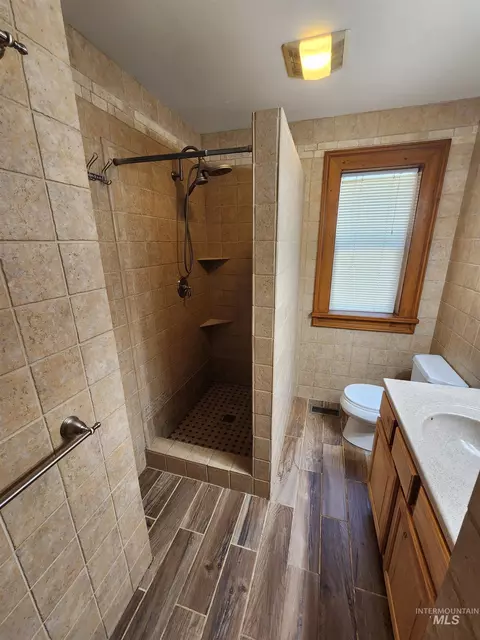 705 E Riverview Cir, Pine, ID 83647 photo 5