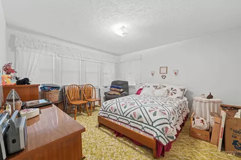 Bedroom - 25565 Simplot Blvd, Wilder, ID 83676 photo 3 of 3