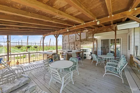 Exterior - 25565 Simplot Blvd, Wilder, ID 83676 photo 8 of 12