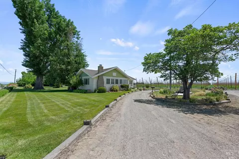 Exterior - 25565 Simplot Blvd, Wilder, ID 83676 photo 4 of 12