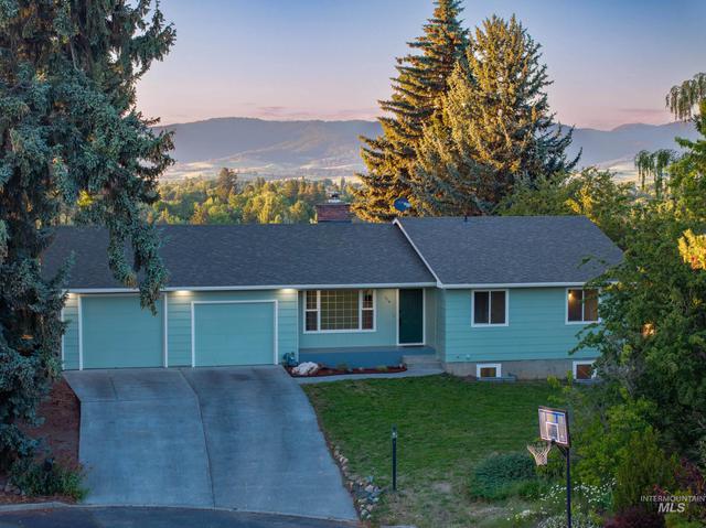 114 Arrow, Moscow, ID 83843
