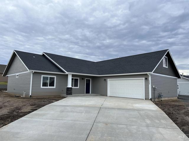 1746 Yellowstone Ct, Lewiston, ID 83501