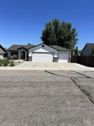 2000 E Kamay Dr, Meridian, ID 83646