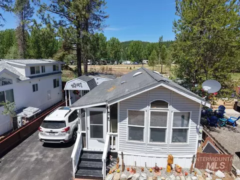30 A St, Cascade, ID 83611 photo 2