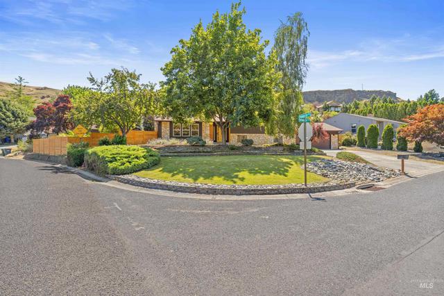 3435 Selway Dr, Lewiston, ID 83501