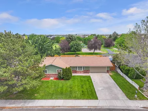 View/Area - 2557 9th Ave E, Twin Falls, ID 83301 photo 1 of 4