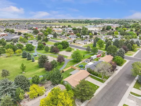 View/Area - 2557 9th Ave E, Twin Falls, ID 83301 photo 3 of 4