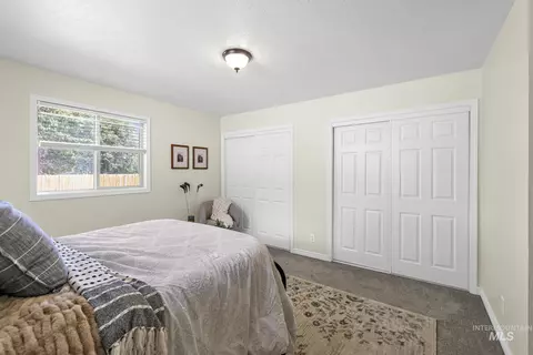 Bedroom - 2557 9th Ave E, Twin Falls, ID 83301 photo 2 of 4