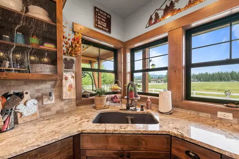 Kitchen - 1477 Dragonfly Loop, Mccall, ID 83638 photo 4 of 7