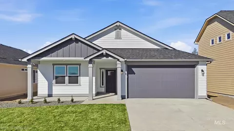 3792 E Fitz Roy St, Kuna, ID 83634