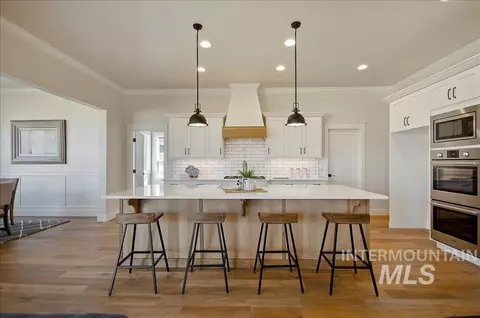 Kitchen - 5125 W May Jay Dr #CYPRESS, Eagle, ID 83616 photo 3 of 5