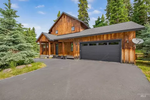 1003 Violet Way, Mccall, ID 83638