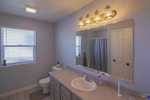 Bath - 2480 W 9th St, Weiser, ID 83672 photo 2 of 2