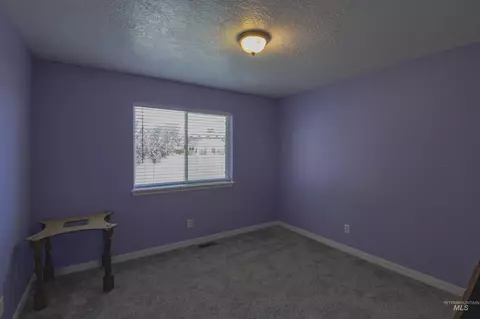 Bedroom - 2480 W 9th St, Weiser, ID 83672 photo 1 of 7